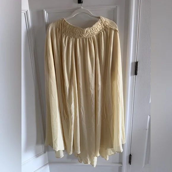 H&M Soft Yellow Chiffon Circle Skirt - Picture 4 of 5